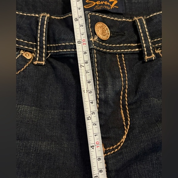 NWT Seven7 Mid Rise Dark Wash Denim Jean Shorts Women’s Size 10 - Picture 8 of 9